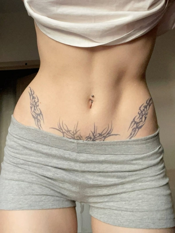 ảnh xăm bụng gái body art