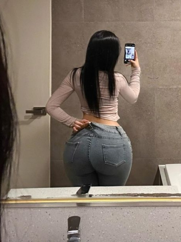 gái mông tròn ảnh sex