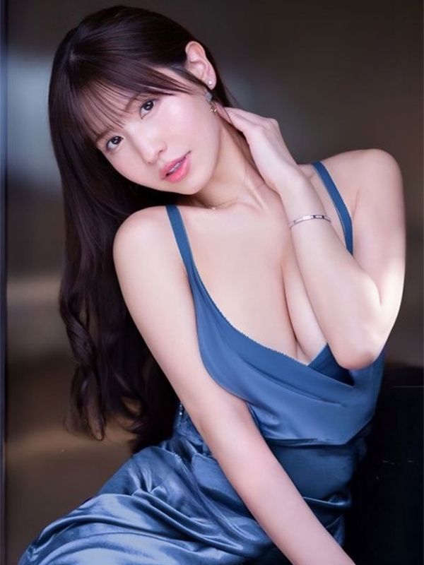 Momo Sakura AV 2